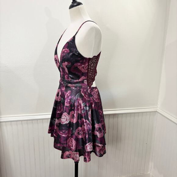 Emerald Sundae Size M Hoco Dress NEW Lace Floral Metallic Prom Formal Holiday - Picture 16 of 16